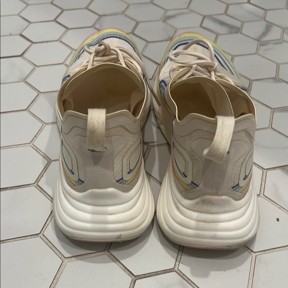 APL Multicolor Accent Sneakers - Picture 4 of 6